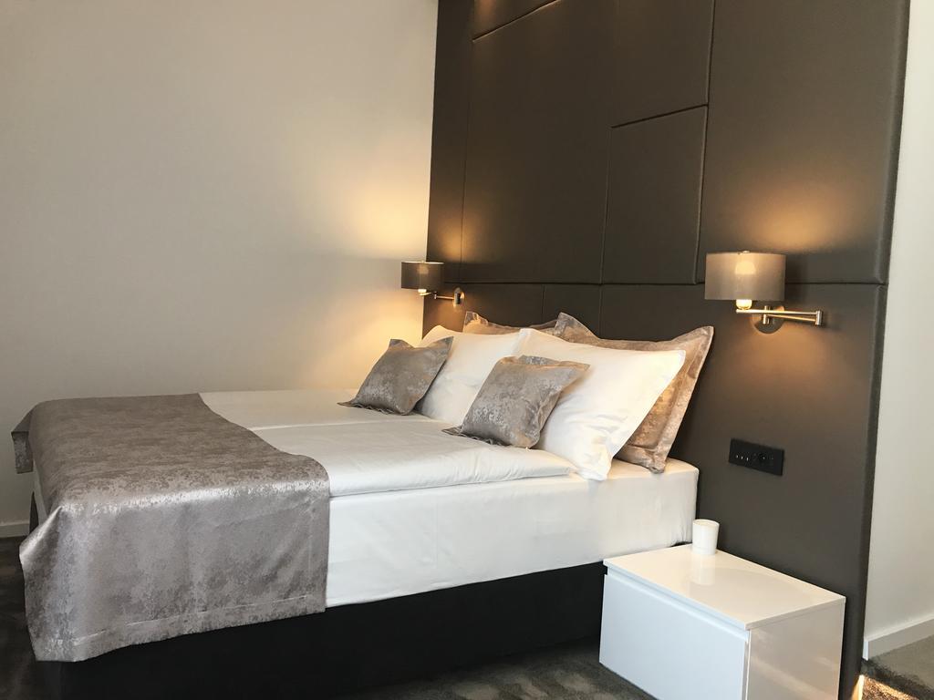 Dream Luxury Rooms Split Exterior photo